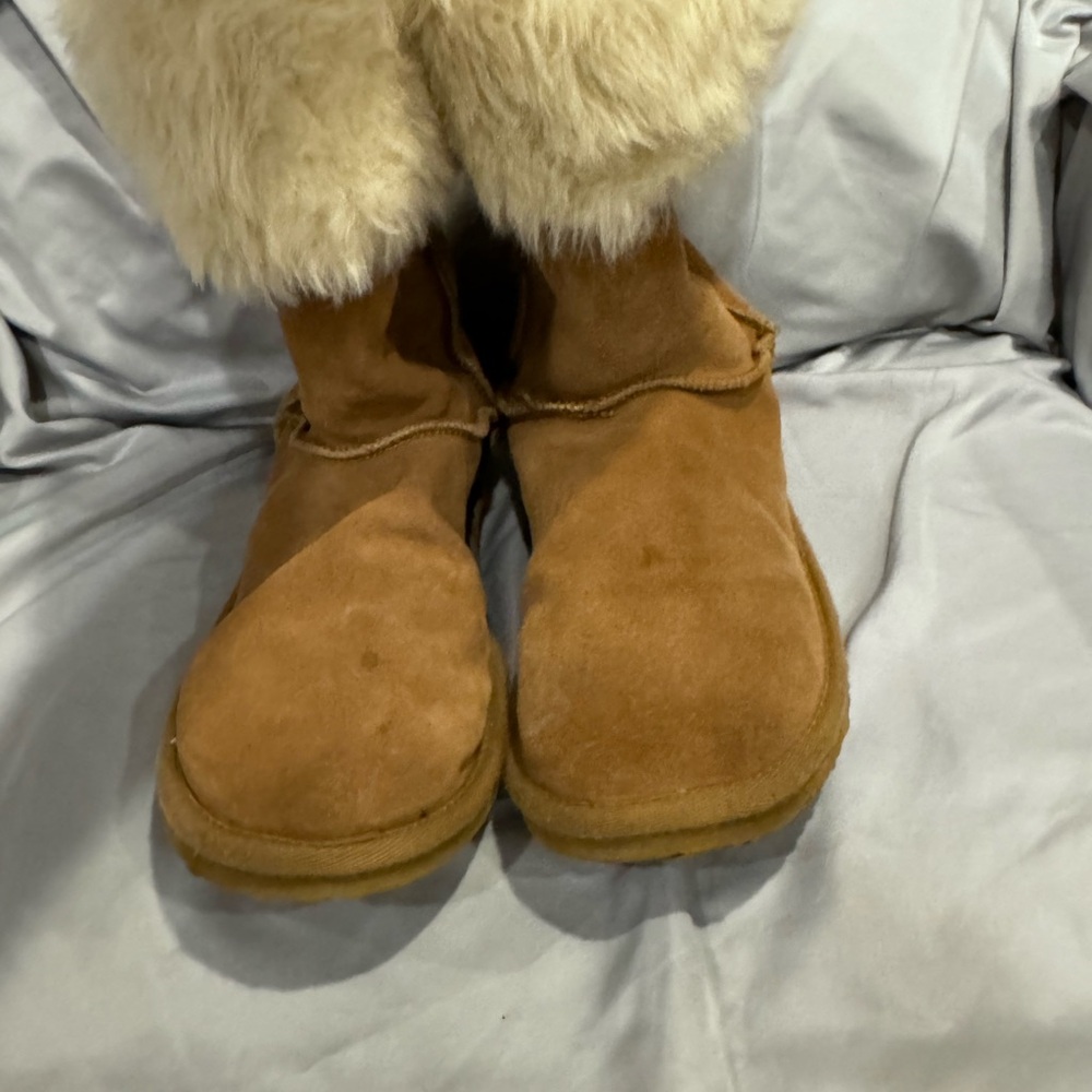 American Eagle Fur Top Boots